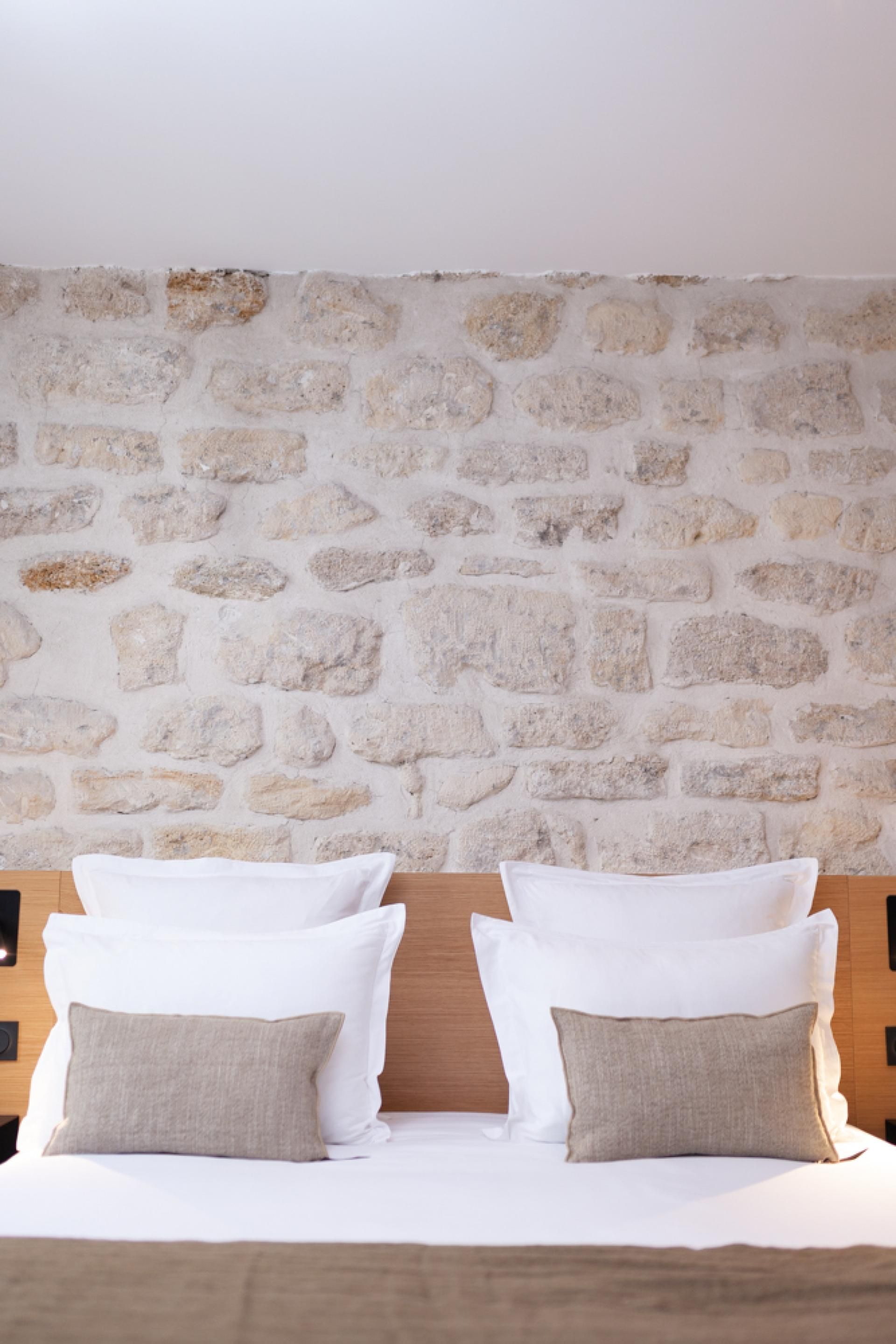 Tinah Paris, Champs Elysées