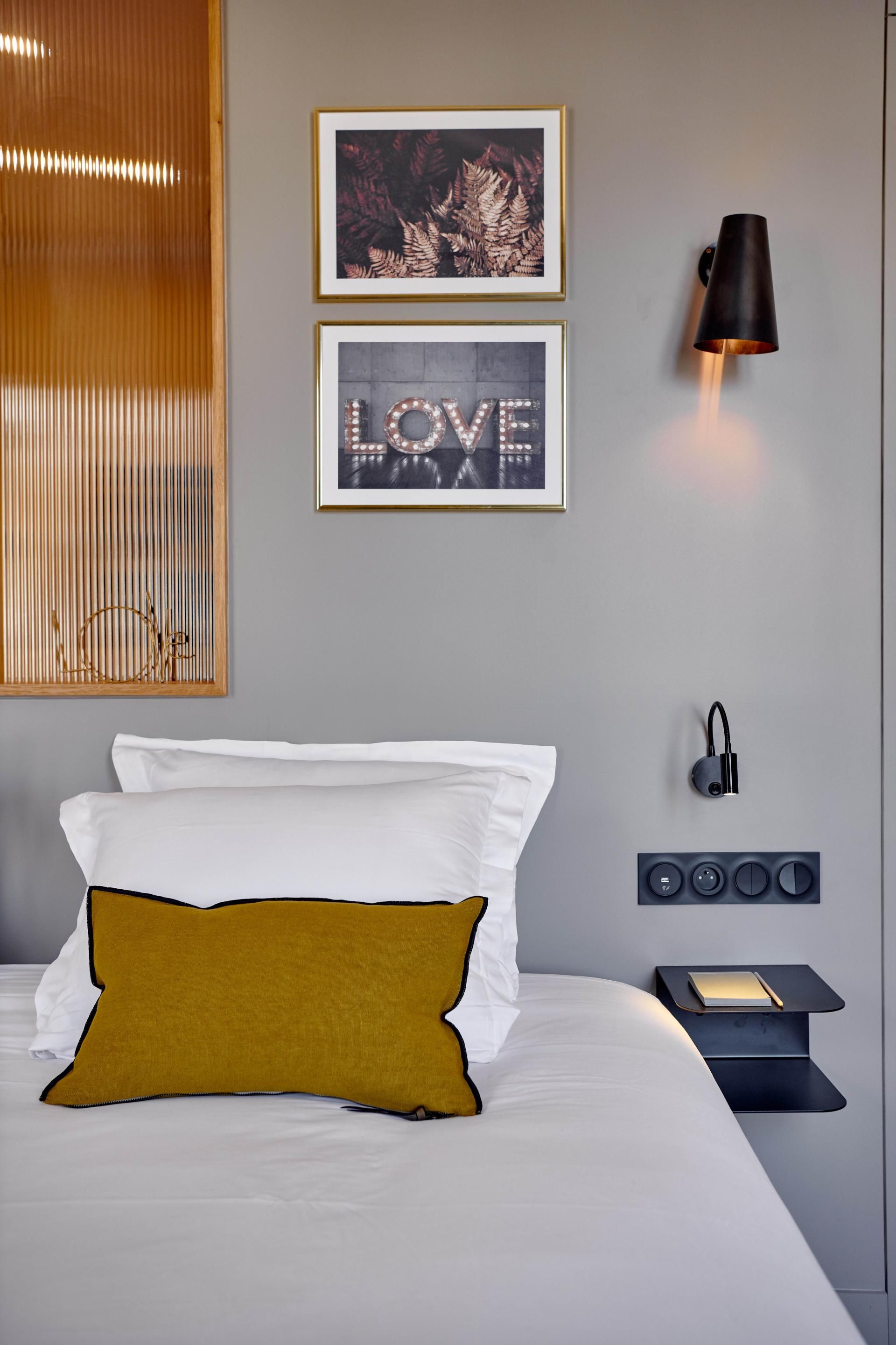 Tinah Paris, Réaumur